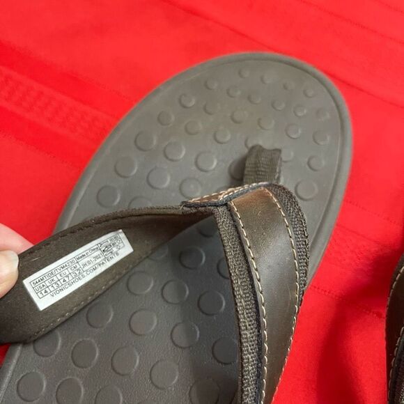 Vionic Men’s Brown Flip Flops Sandals Size 14 main image 4